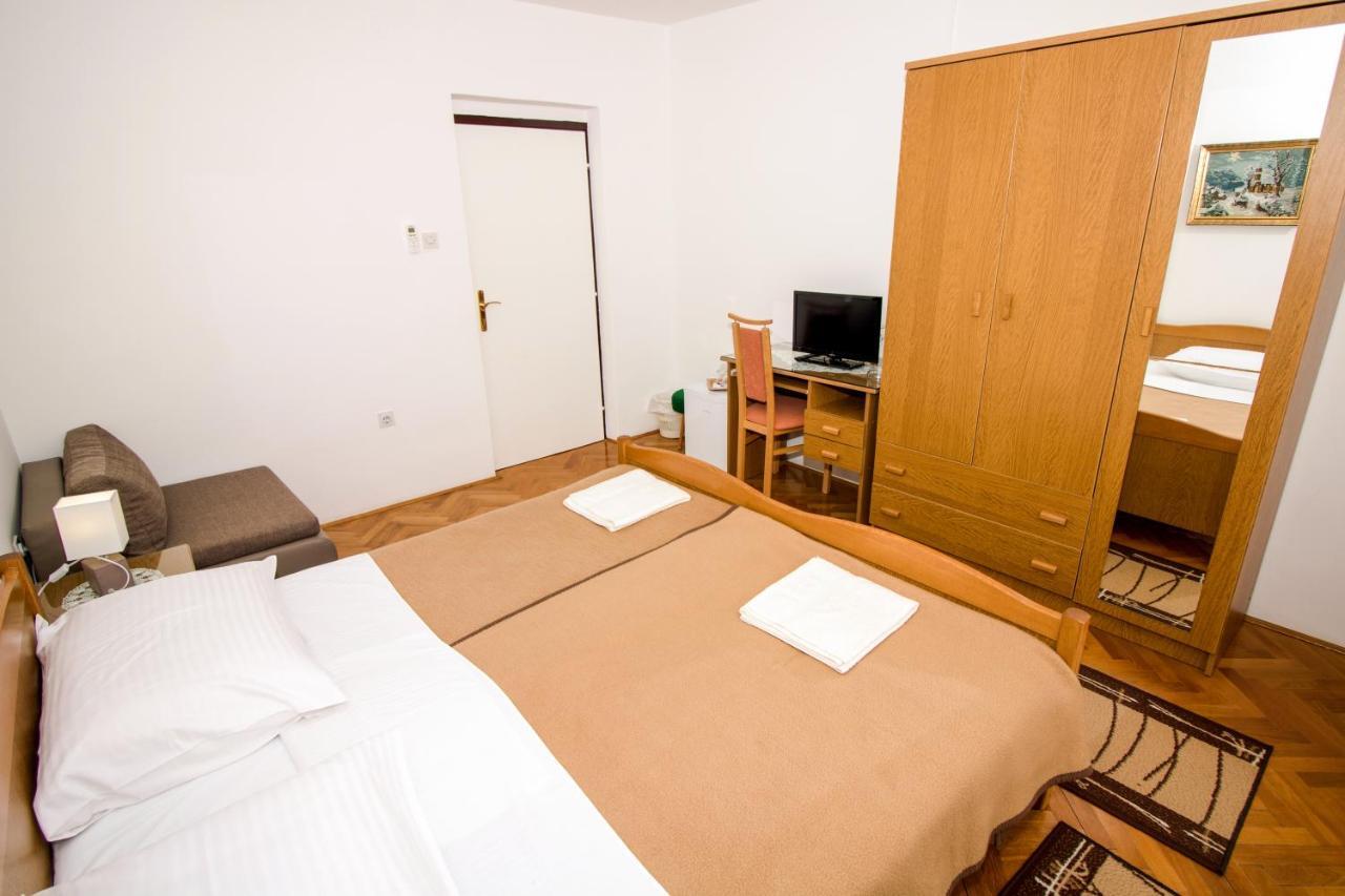 Rooms & Apartment Albina Baška Exteriér fotografie