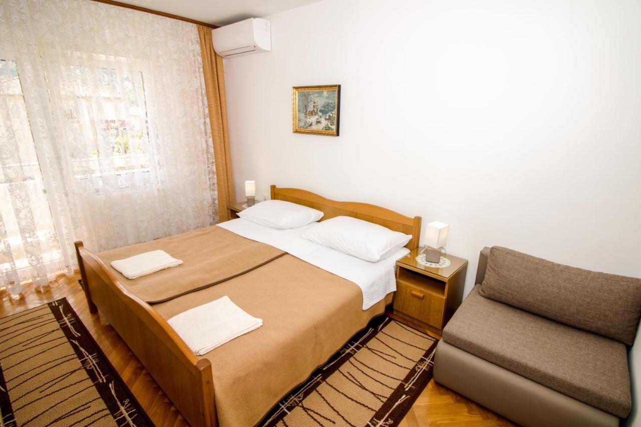 Rooms & Apartment Albina Baška Exteriér fotografie