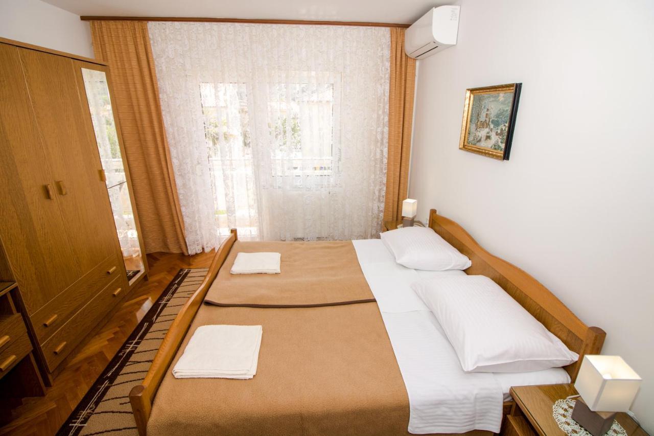 Rooms & Apartment Albina Baška Exteriér fotografie