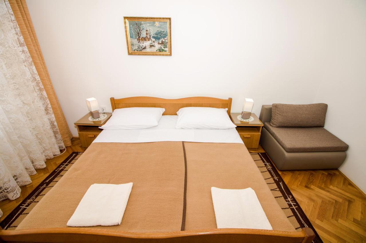 Rooms & Apartment Albina Baška Exteriér fotografie